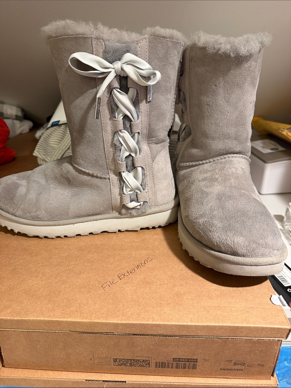 UGG Women's Light Grey Suede Lace-Back Shearling Boots